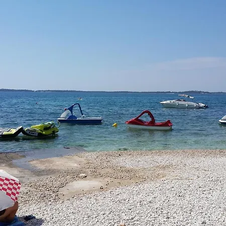 Appartamento Jupiter-brand New Apartment, Near The Sea Peroj